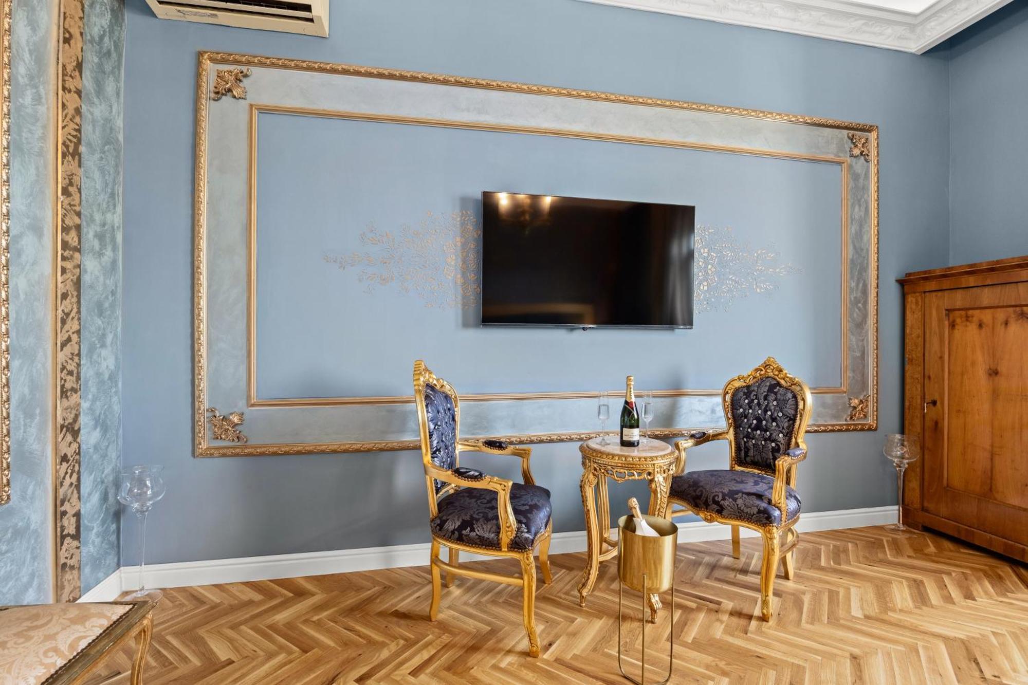 Villa Muenz Luxurious Residence Пула Экстерьер фото
